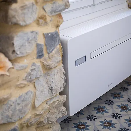 Insapria, Caressa De Mae Appartamento