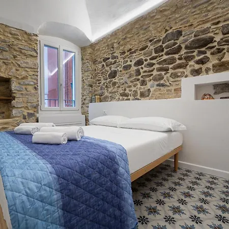 Insapria, Caressa De Mae * Bordighera