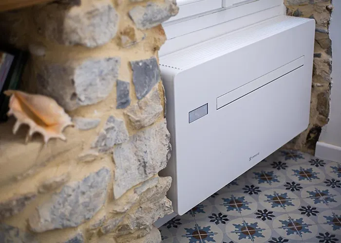 Insapria, Caressa De Mae Apartment