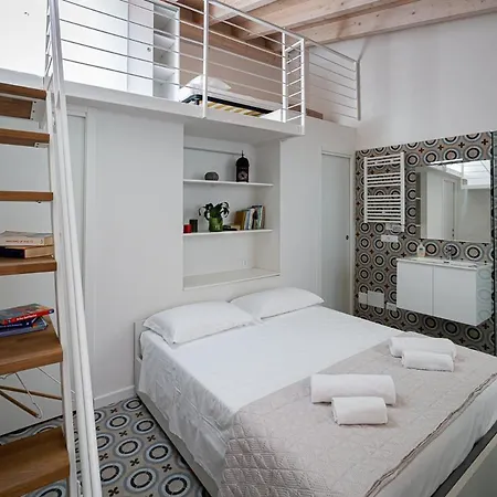 Insapria, Caressa De Mae Apartmán *