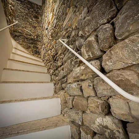 Insapria, Caressa De Mae * Bordighera