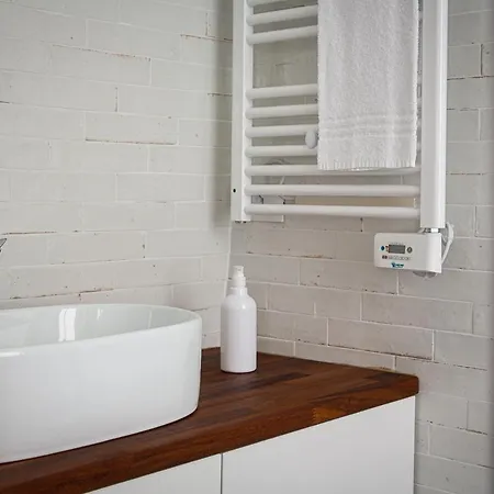 Insapria, Caressa De Mae Apartament