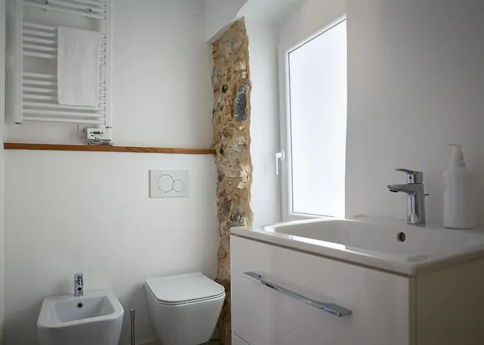 Insapria, Caressa De Mae * Bordighera